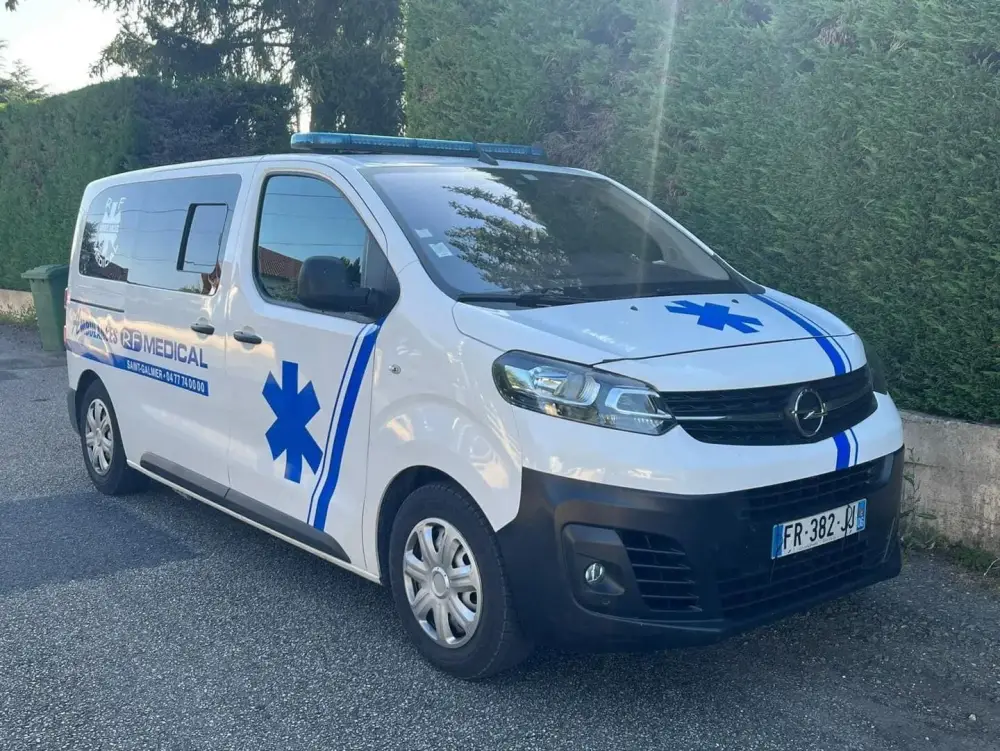 véhicule sanitaire léger Saint-Bonnet-les-Oules
